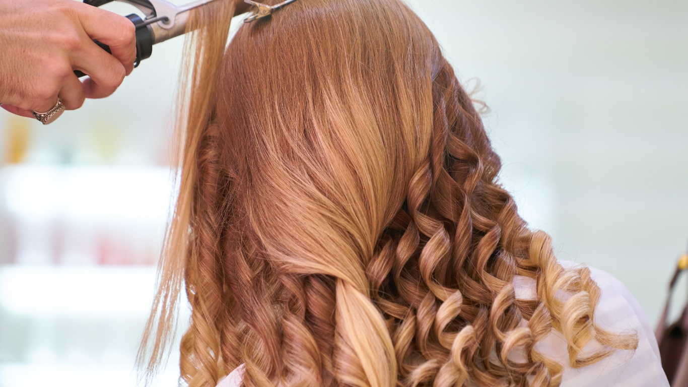 Ballfrisur Matura festliche Frisur – Belissima Friseur Krems