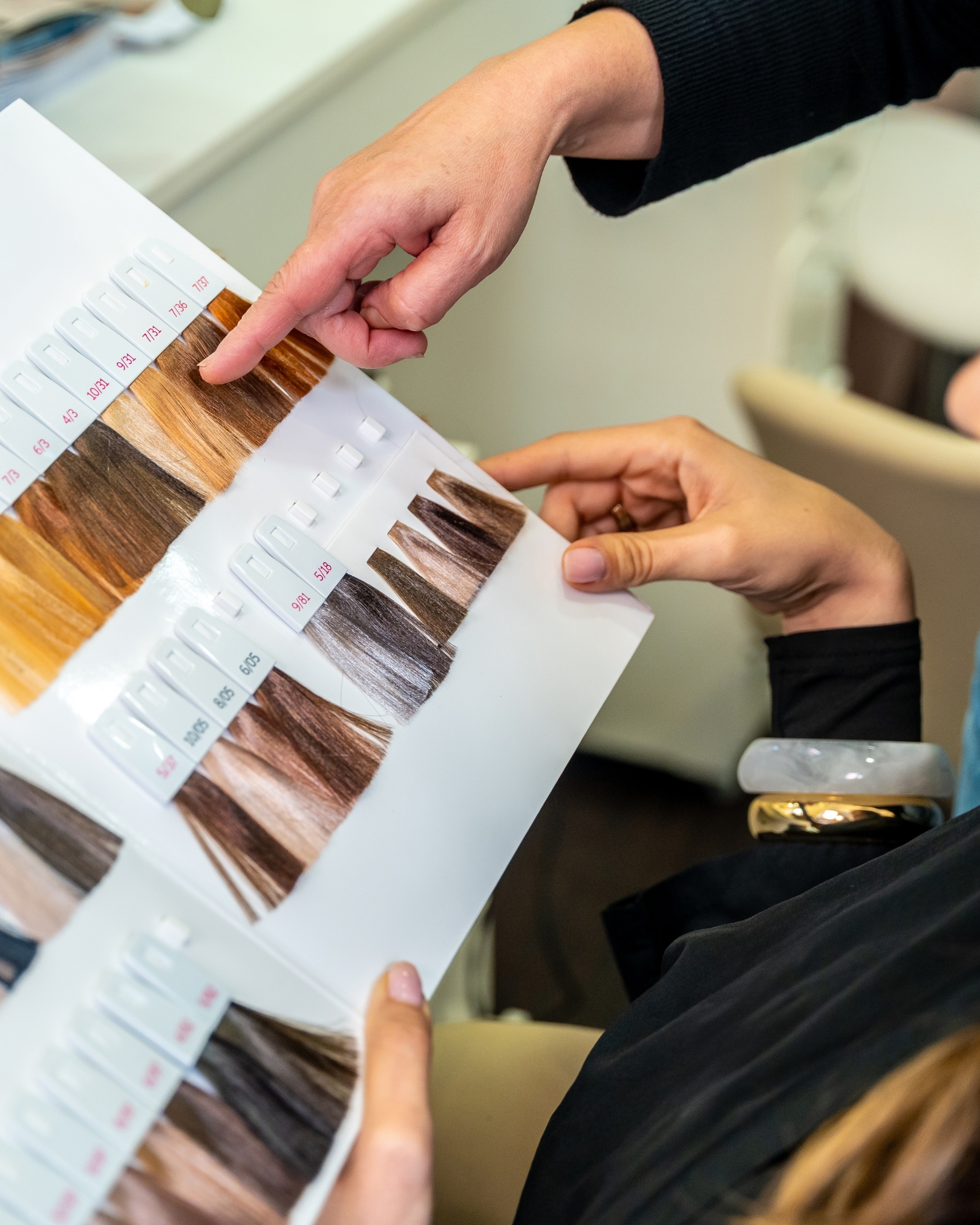 Farbberatung beim Friseur Krems – Belissima